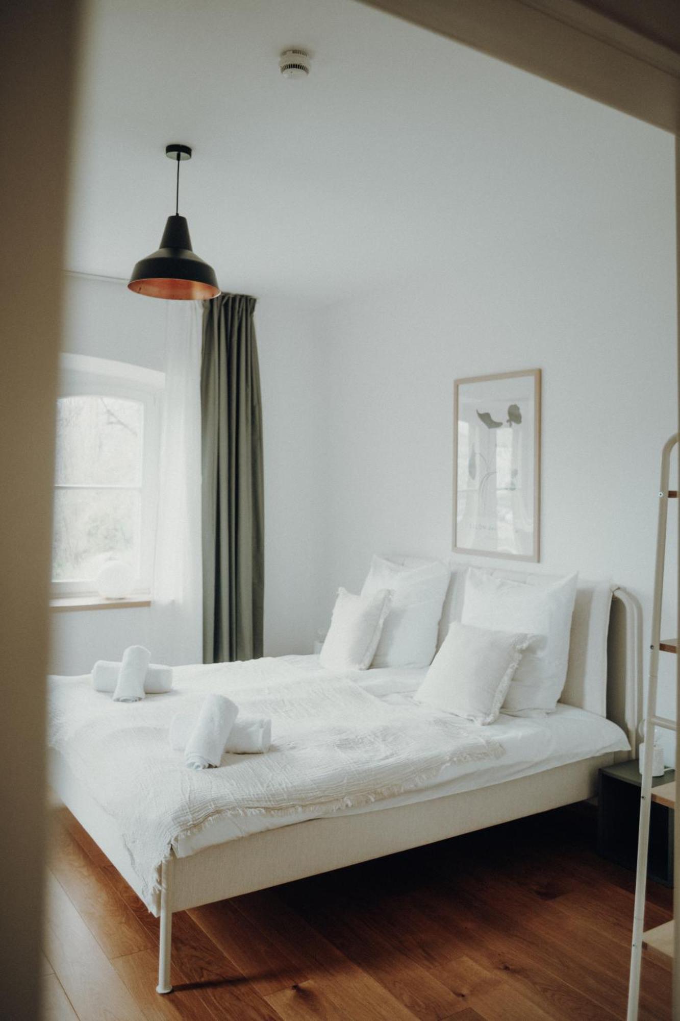 Weinstrassen Apartment Mit Zentrumsanbindung Нойштадт-ан-дер-Вайнштрасе Экстерьер фото
